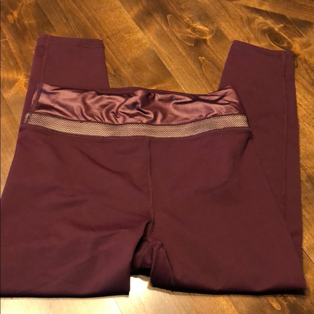 Fabletics maroon leggings